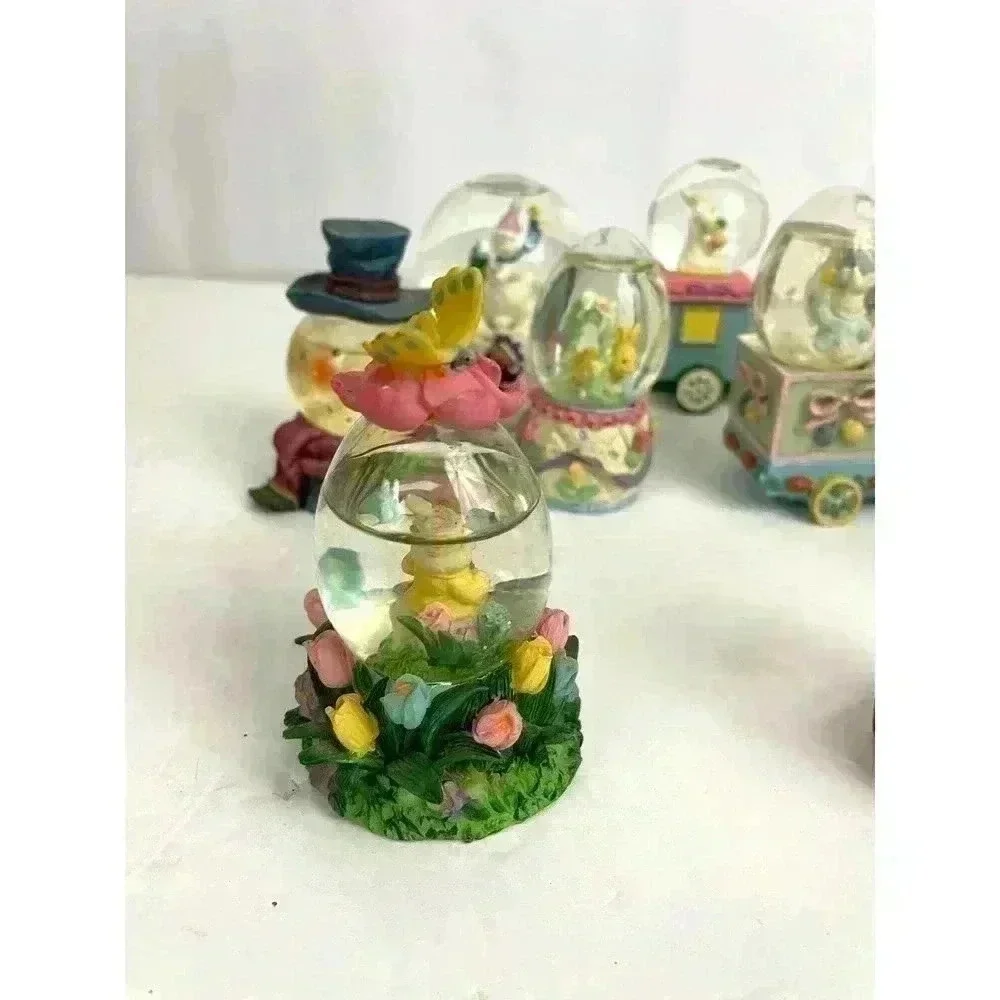 VTG Lot of‎ 10 Mini Small Snow Globes Easter Christmas Holiday Zoo